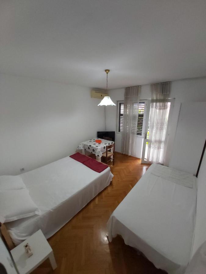 Apartments Maki Tivat Exterior foto