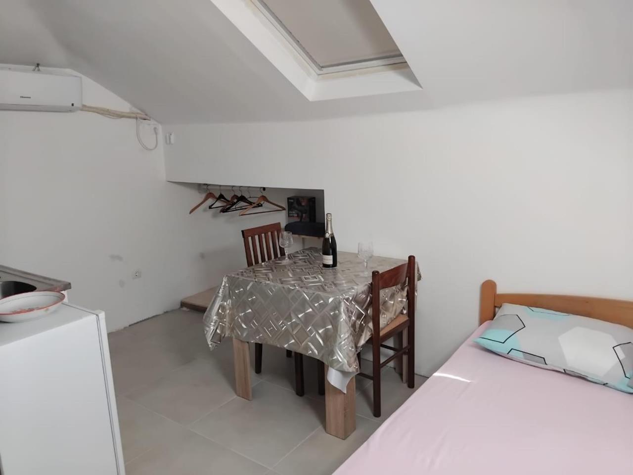 Apartments Maki Tivat Exterior foto
